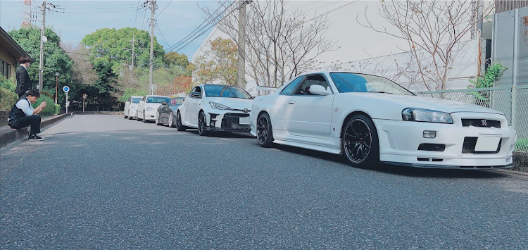 GRヤリスのGRヤリス・GT-R BNR34・19歳オーナー・車仲間に関するカスタム事例の投稿画像1枚目