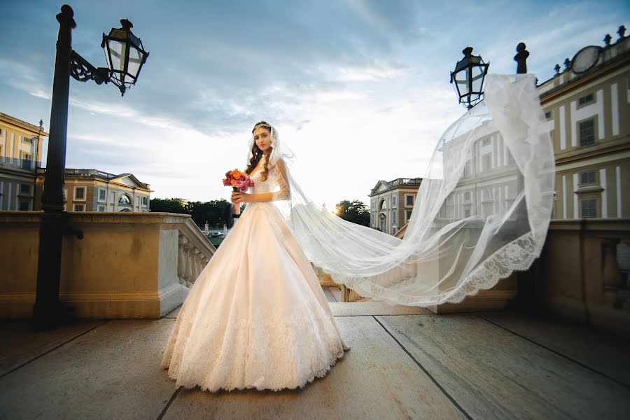 Fotografo di matrimoni Vitalik Gandrabur (ferrerov). Foto del 27 settembre 2017