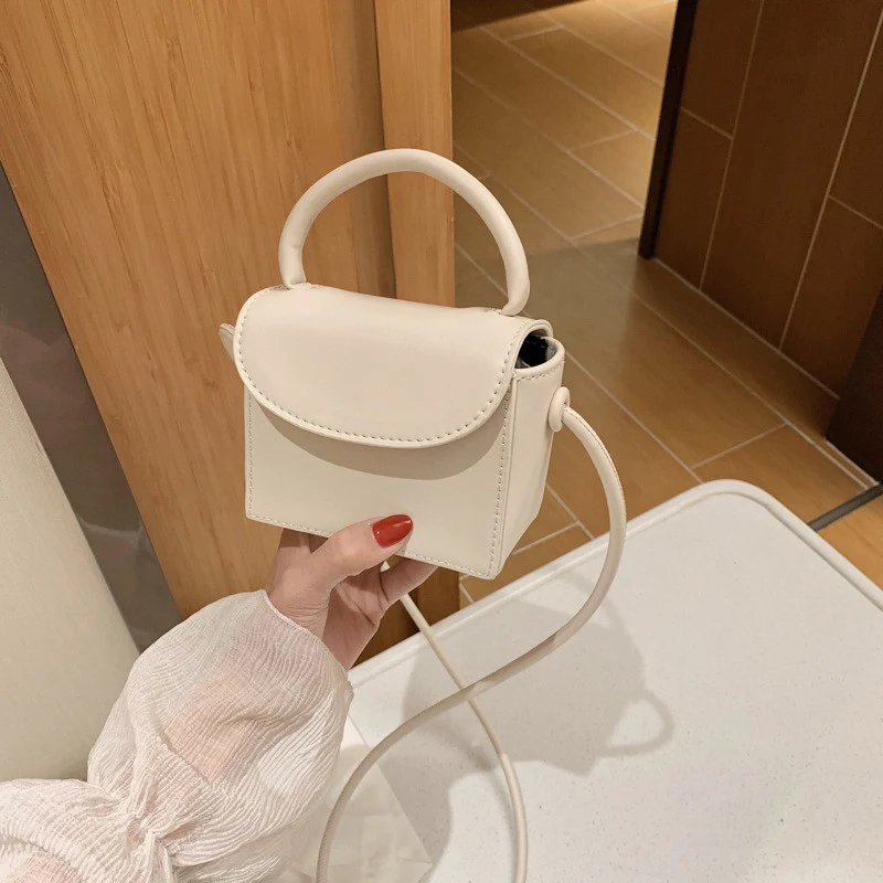 Modische Schultertasche mit diagonaler Textur, tragbar und Achsel-Design, perfekt für stilvollen Komfort und die wichtigsten Dinge unterwegs.