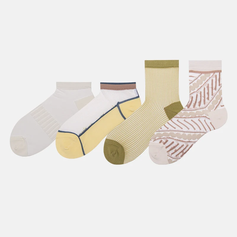 Chaussettes en cristal style princesse douce été fines et transparentes tendance pour un look frais et féminin.
