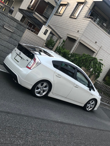 プリウス Zvw30の最低地上高9センチレギュレーション Zvw30 30プリウス モデリスタ プリウス に関するカスタム メンテナンスの投稿画像 車のカスタム情報はcartune