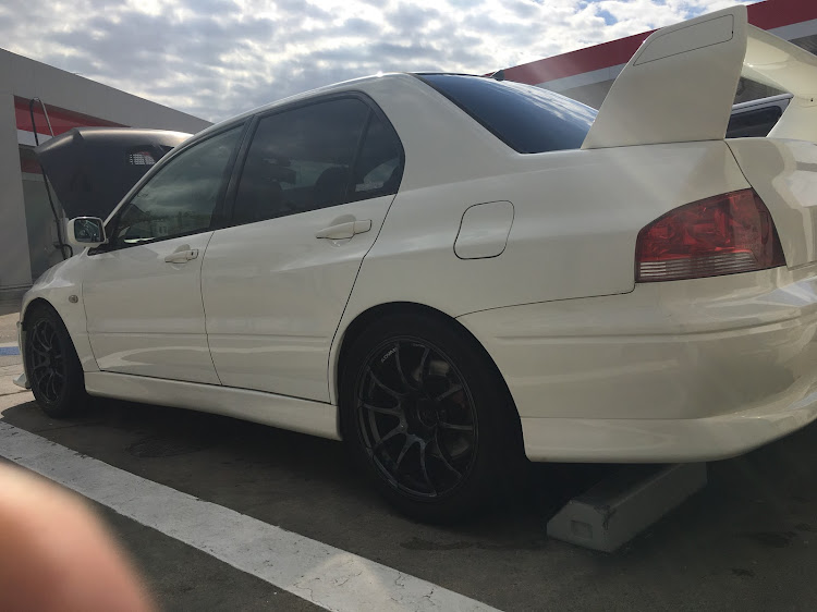 ランサーエボリューションの洗車に関するカスタム事例の投稿画像3枚目