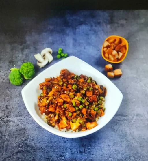 Chicken Broccoli Mushroom Stir-fry With Millet Noodles