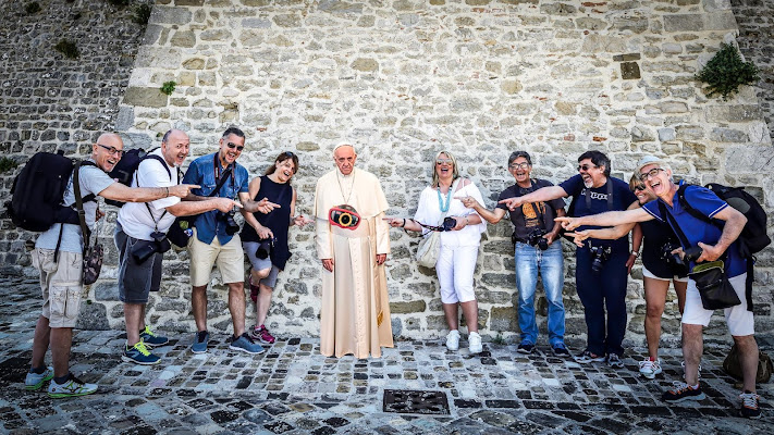 Al Papa non piace l'era digitale!  di Matteo Faliero 