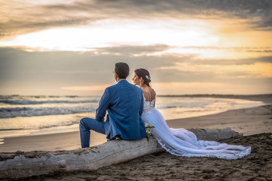 Fotógrafo de bodas Gerardo Ortega (ecuapix). Foto del 24 de mayo 2022