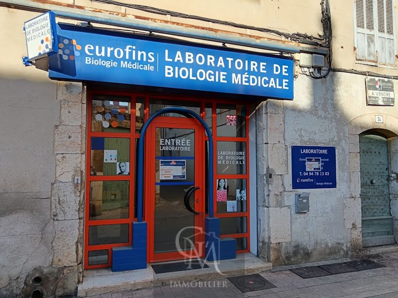 Location  locaux professionnels  175 m² à Saint-Maximin-la-Sainte-Baume (83470), 2 700 €