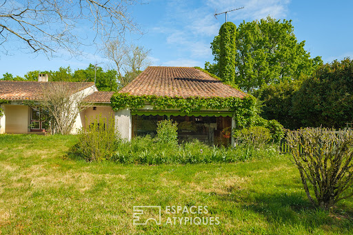 House with garden 4