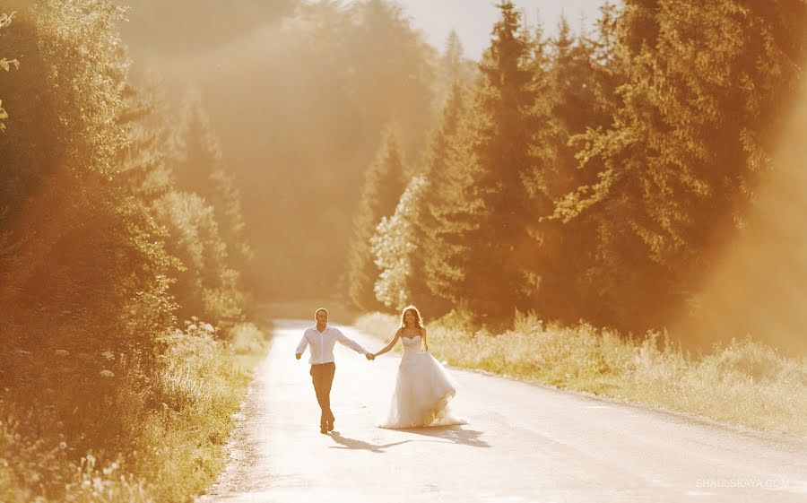 Fotógrafo de casamento Anna Shaulskaya (annashaulskaya). Foto de 10 de setembro 2019