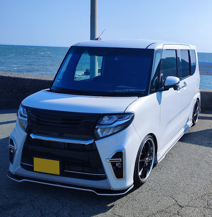 タントカスタムのいつもイイネ&コメントありがとうございます🙇‍♂️・あなたの車へのこだわりは？・DIY・4月もよろしくお願い致します🌸に関するカスタム事例の投稿画像1枚目