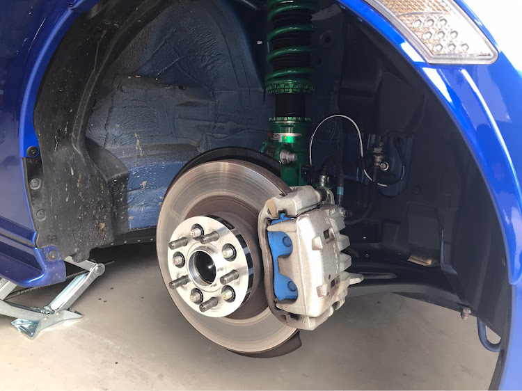 BRZのサスペンション・緊急事態宣言解除・地下駐レーシングに関するカスタム事例の投稿画像2枚目