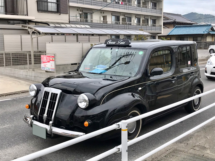 よっしー (SHiNOYO)さんが投稿した犬山・わん太・キューブ・日産・ロンドンタクシー風に関するカスタム事例の投稿画像1枚目