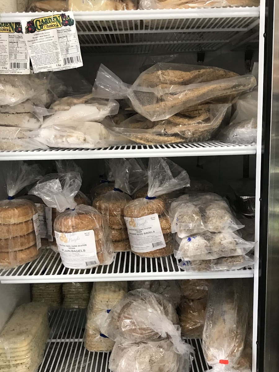 So many delicious options to take home - meat pies, tourtière, lasagna, bagels, baguettes, flatbreads. You can also order fresh made food - the sandwiches are yummy.