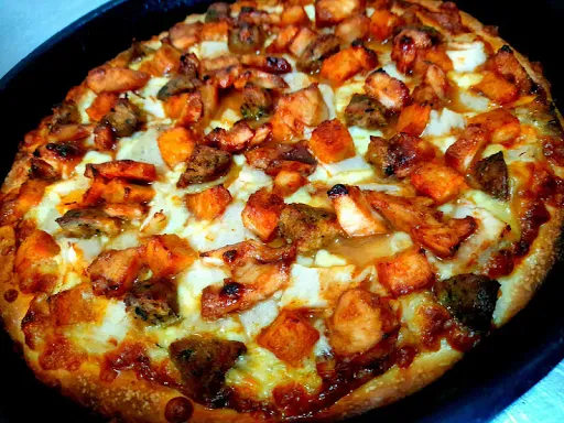 Cheesy Special Chicken Pizza