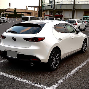 MAZDA3