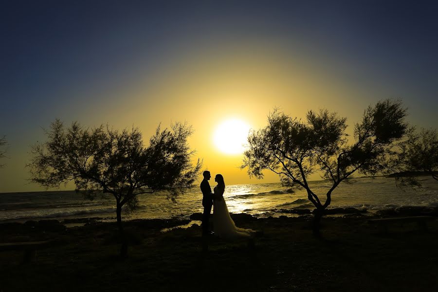 Fotografo di matrimoni Alessandro Spagnolo (fotospagnolonovo). Foto del 24 maggio 2018