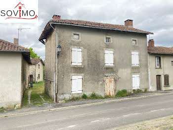 maison à Brigueuil (16)