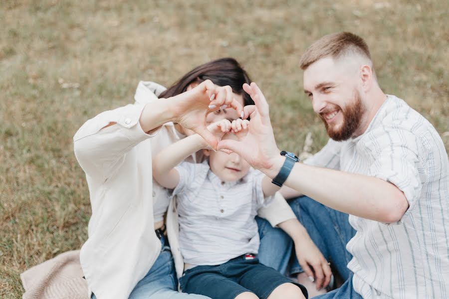 Wedding photographer Olya Vesna (oliavvvesna). Photo of 9 November 2023