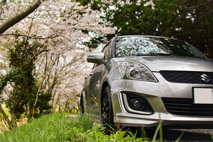 スイフトの桜とコラボ🌸・サクラと愛車・ドライブ・桜・スイフトRSのある生活に関するカスタム事例の投稿画像2枚目