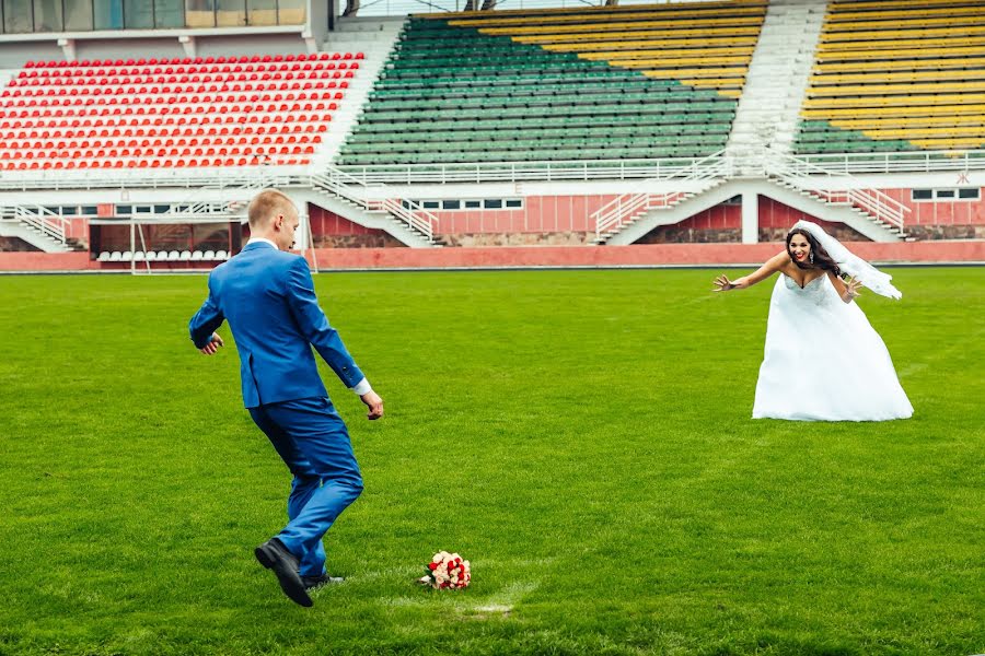 Fotógrafo de casamento Pavel Pavlenko (pasha2016). Foto de 14 de fevereiro 2017