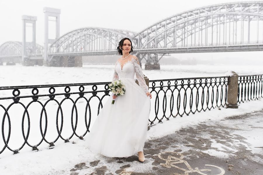 結婚式の写真家Anna Chervonec (luchik84)。2022 4月4日の写真