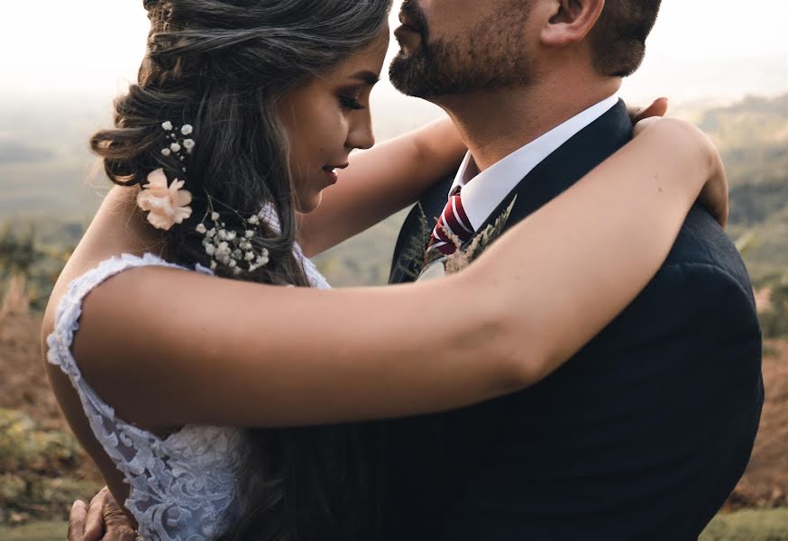 Fotografo di matrimoni Miguel Velasco (miguelvelasco). Foto del 7 febbraio 2019