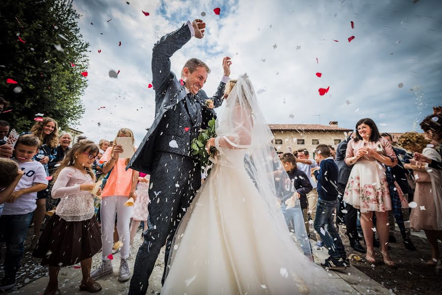 Fotograful de nuntă Paolo Berzacola (artecolore). Fotografia din 3 septembrie 2018