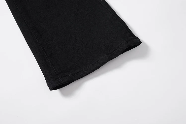 Herren Jeanshose mit Knie Löchern Modische Denim Hose Lässiger Look Bequem Perfekt für Streetwear Stylische Herrenjeans Mode