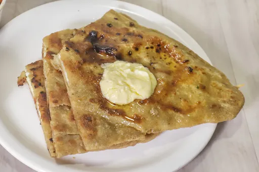 Aloo Anda Paratha [1 Egg] With Amul Butter