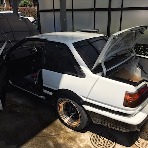 カローラレビン AE86