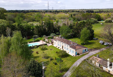 House with pool 3