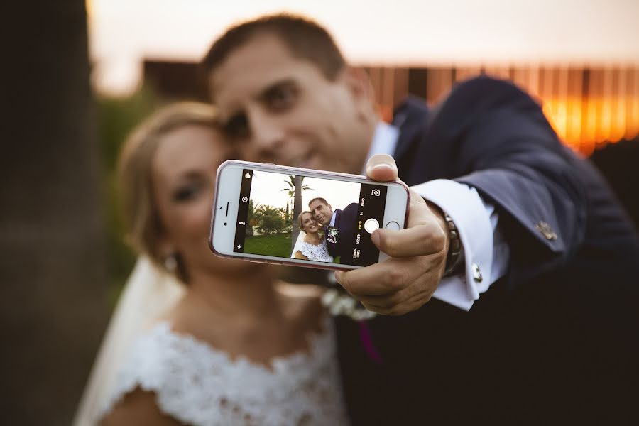 Wedding photographer Enrique Micaelo (emfotografia). Photo of 15 February 2017