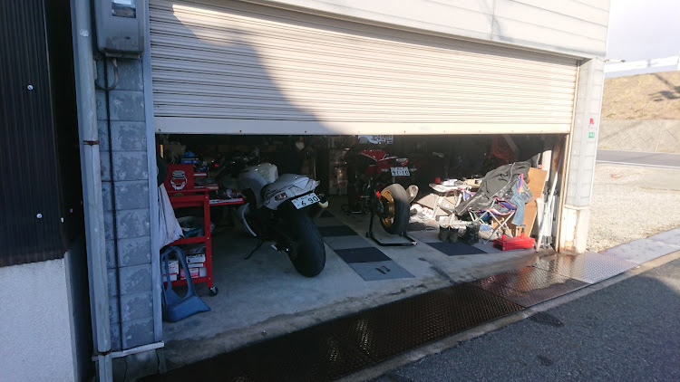 ハイエースバンのCB750f・CBR1000RR・大晦日・年末のご挨拶・走り納めに関するカスタム事例の投稿画像6枚目