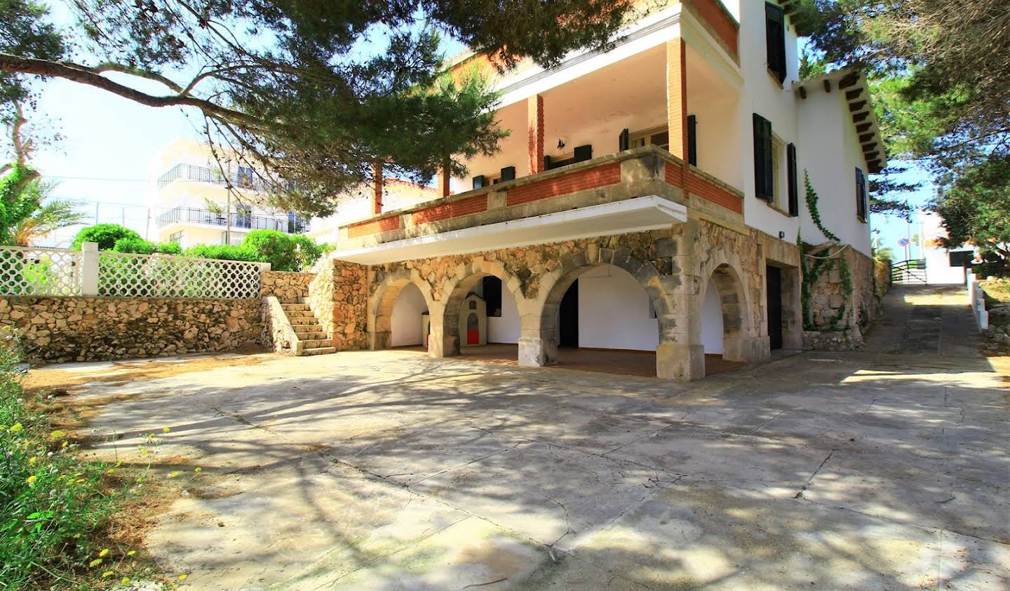 Chalet with terrace Sant Lluís