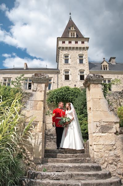 Fotografo di matrimoni Elena Joland (labellefrance). Foto del 30 agosto 2019