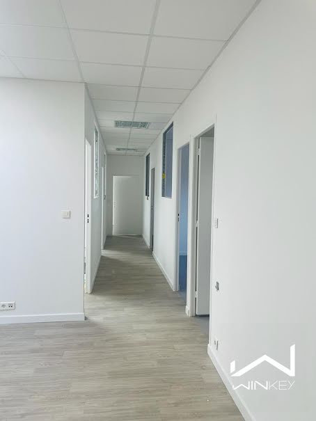 Vente locaux professionnels  280 m² à Saint-sebastien-sur-loire (44230), 440 000 €