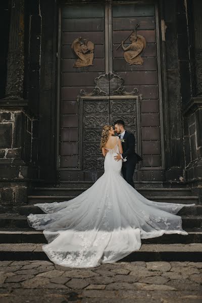 Wedding photographer Michele Crimi (michelecrimiph). Photo of 12 December 2020