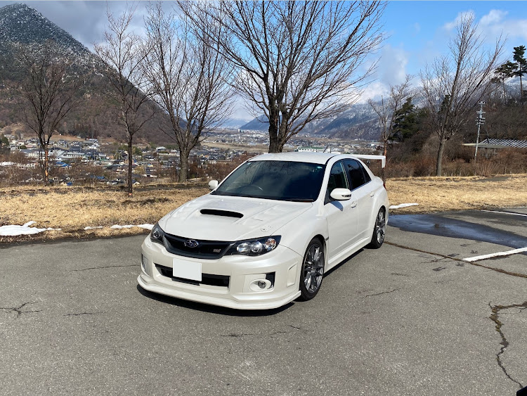 インプレッサ WRX STIの納車されました・バリスGTウイング・バリスボンネットに関するカスタム事例の投稿画像1枚目