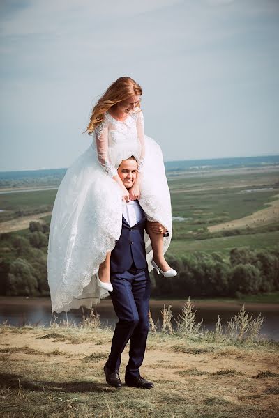 Wedding photographer Elmira Yavgareeva (phialca). Photo of 15 February 2019