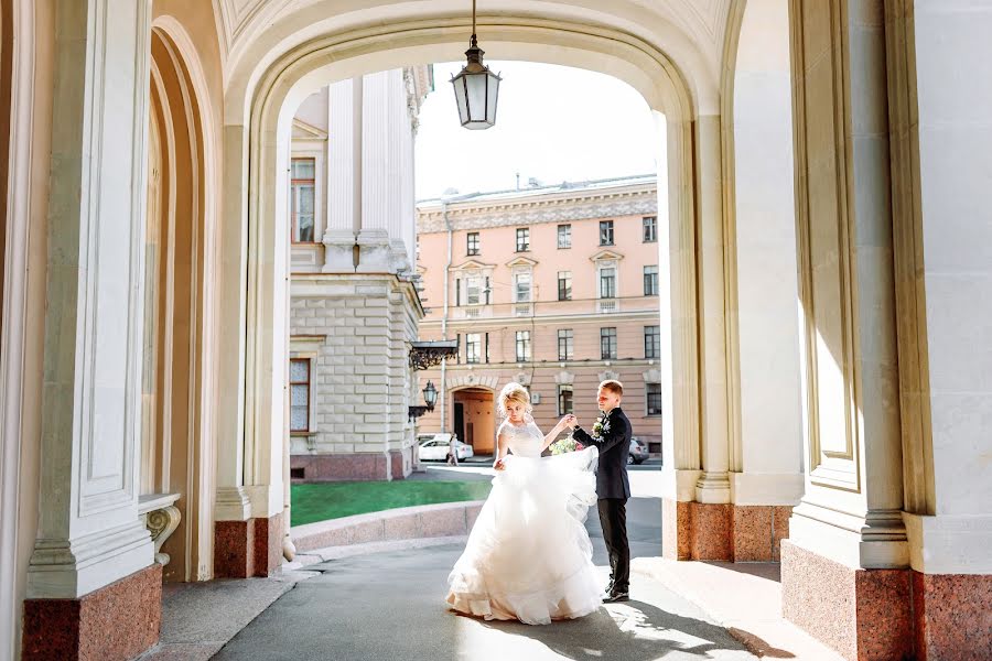 Wedding photographer Elena Ptyushkina (elenarich). Photo of 13 March 2018