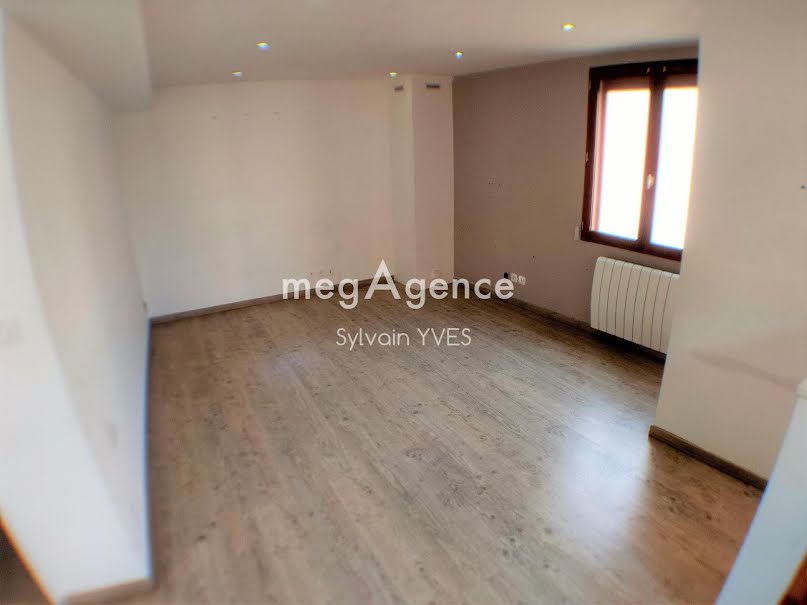 Vente maison 5 pièces 75 m² à Bennecourt (78270), 195 000 €