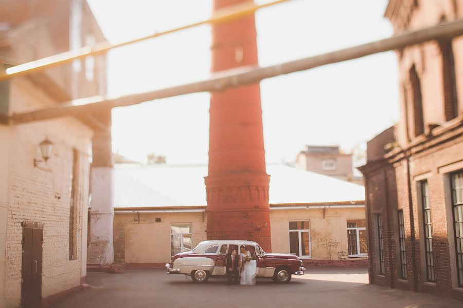 Hochzeitsfotograf Serezha Bormatov (serezhabormatov). Foto vom 21. April 2015