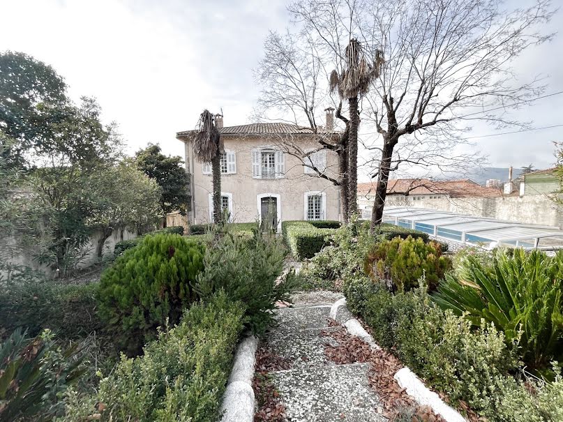 Vente maison 7 pièces 178 m² à Draguignan (83300), 785 000 €