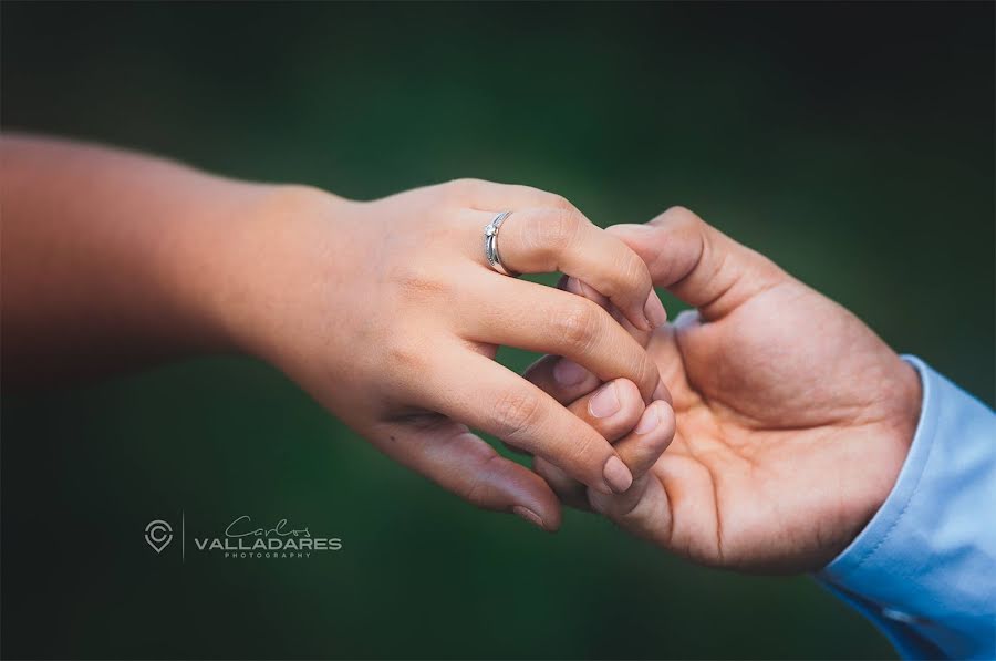 Wedding photographer Carlos Valladares (carlosvalladares). Photo of 3 August 2019