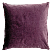 Purple velvet cushion cover R129, hm.com.