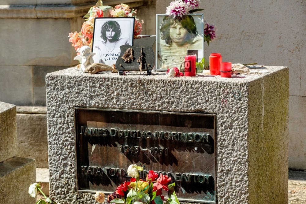 Père-Lachaise, onde os mortos nunca descansam