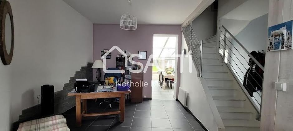 Vente maison 6 pièces 121 m² à Saint-Quentin (02100), 161 900 €