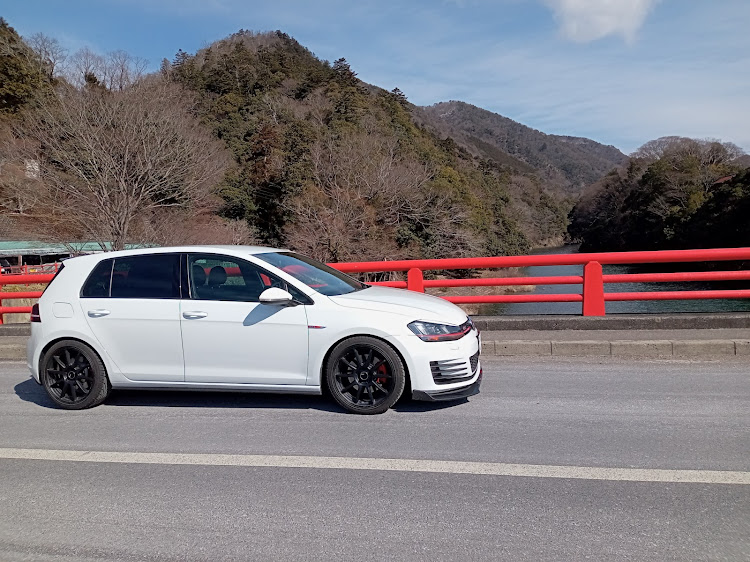 ゴルフのmk7GTI・2月もよろしくお願いします・永源寺・青土ダム・姪っ子可愛い❤に関するカスタム事例の投稿画像2枚目