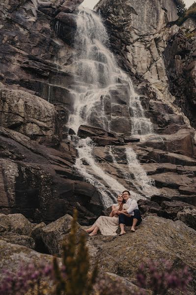 Fotografo di matrimoni Wojciech Monkielewicz (twojslubmarzen). Foto del 10 novembre 2020