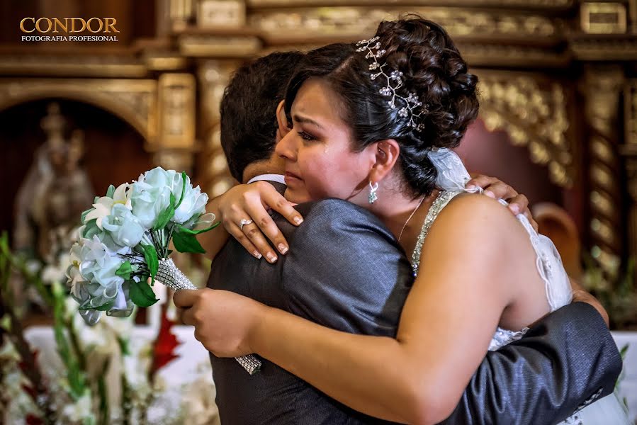 Fotógrafo de casamento Edin Condor (edincondor). Foto de 25 de março 2016