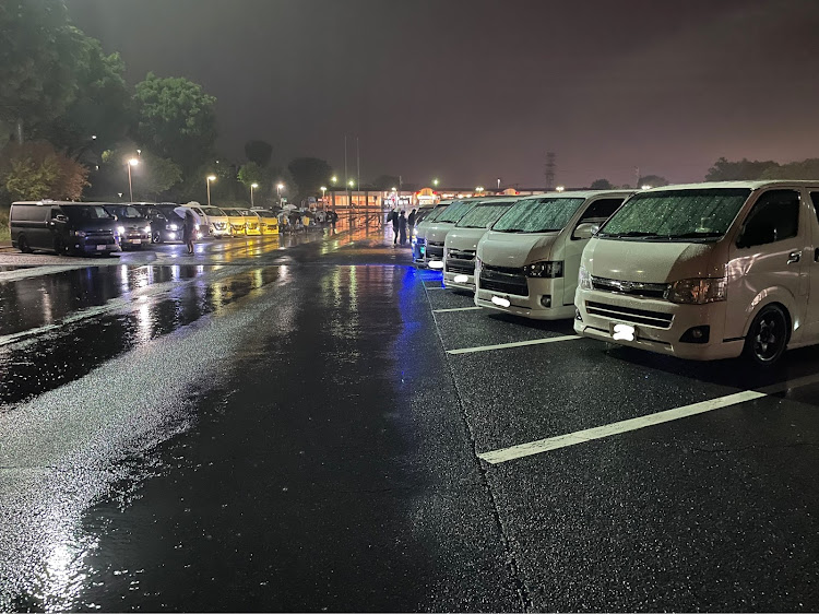 ハイエースバンのオフ会・ドライブ・北浦・バス釣りに関するカスタム事例の投稿画像8枚目